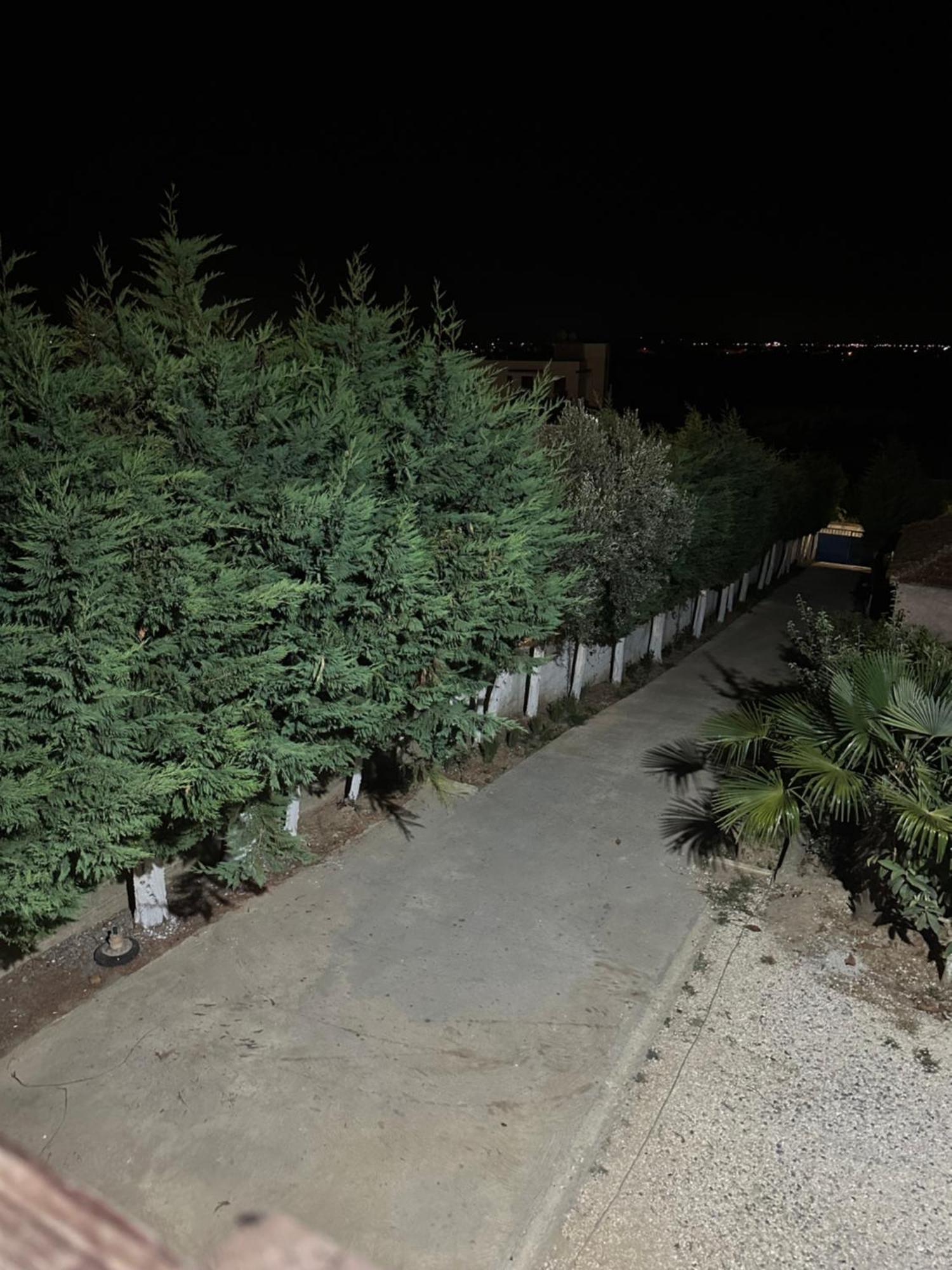 Apartment For Rent Vacation Krasniqi Karpen Exterior foto